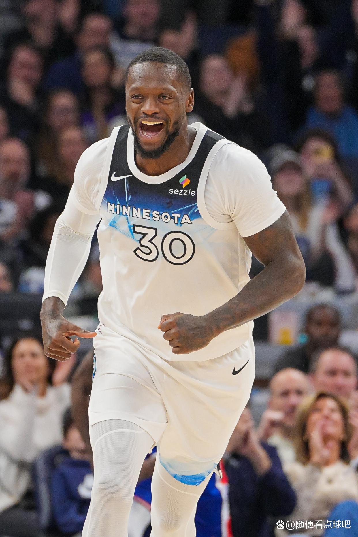 开云体育入口-关于赛前全明星赛传出新动向，明尼苏达森林狼队长鼓劲，管理层表态：媒体盛赞，年轻球员得到机会的信息